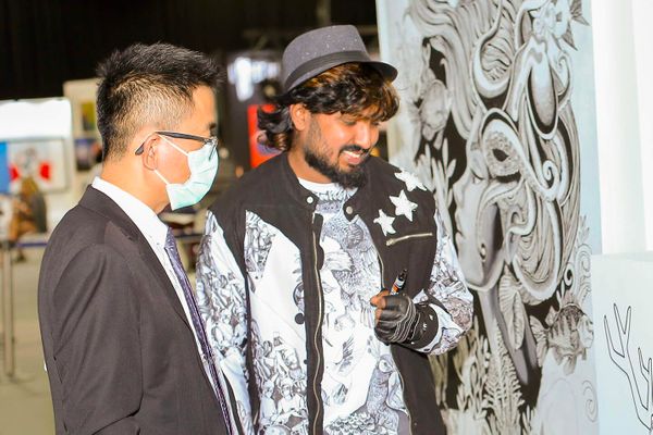 From being a local to becoming an international artist: 7 helpful tips